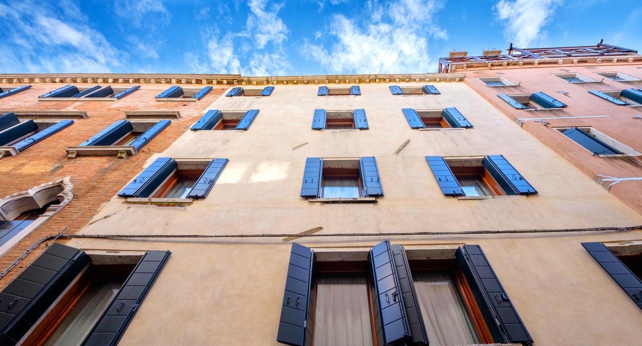 The Lion'S House Apt4 Veneţia Exterior foto